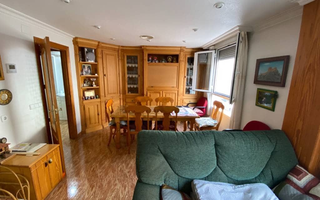 4 soverom Hus til salgs i Sax med garasje - € 199 995 (Ref: 10163330)