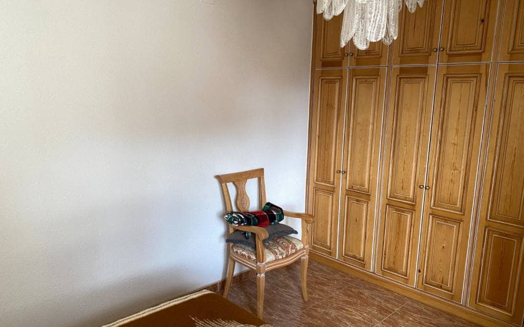 4 soverom Hus til salgs i Sax med garasje - € 199 995 (Ref: 10163330)