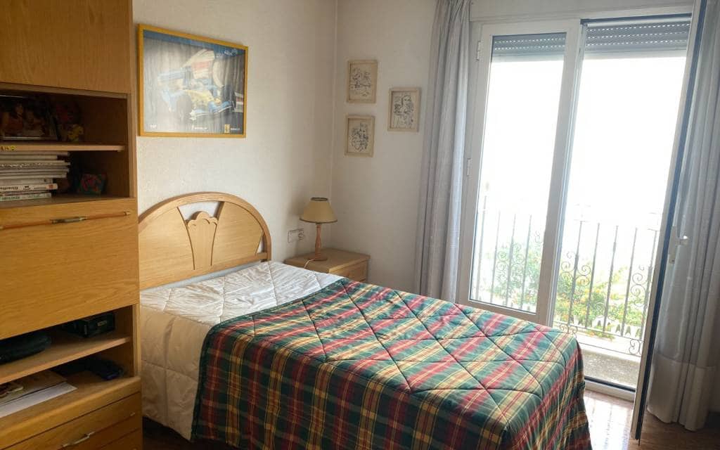 4 soverom Hus til salgs i Sax med garasje - € 199 995 (Ref: 10163330)
