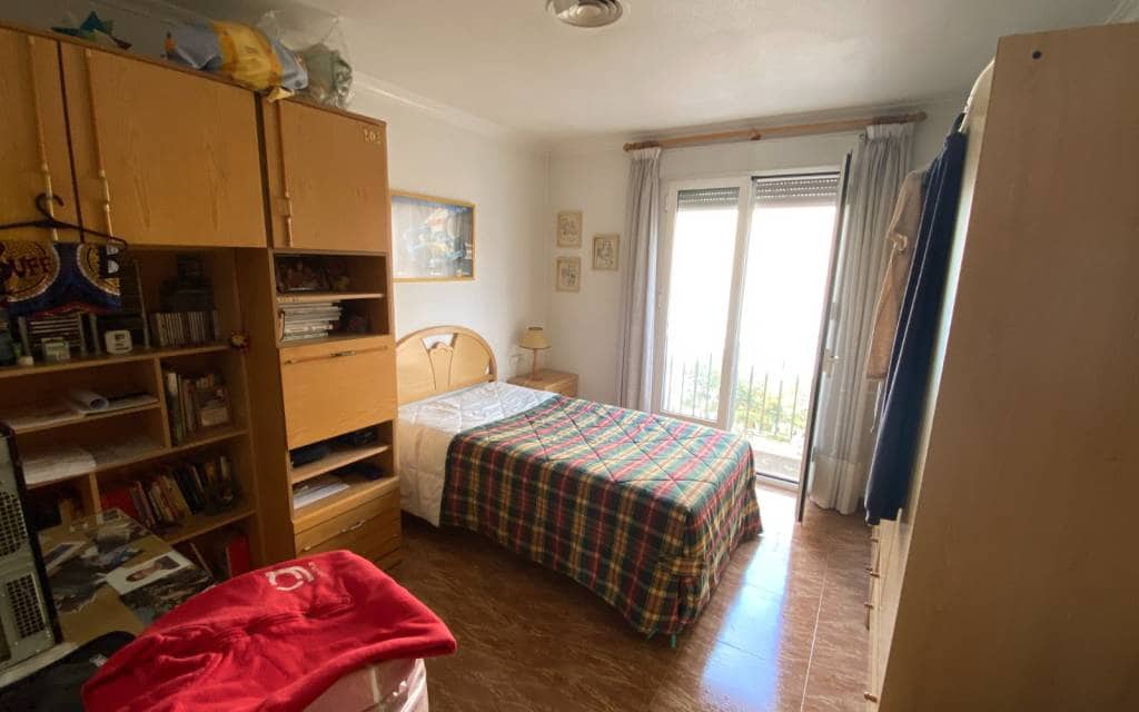 4 soverom Hus til salgs i Sax med garasje - € 199 995 (Ref: 10163330)