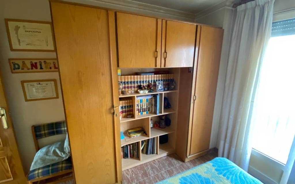 4 soverom Hus til salgs i Sax med garasje - € 199 995 (Ref: 10163330)