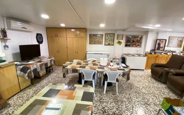 4 soverom Hus til salgs i Sax med garasje - € 199 995 (Ref: 10163330)