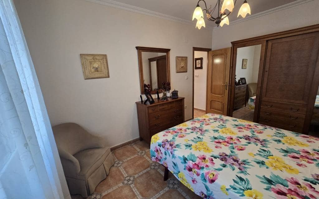 4 sypialnia Finka/Dom wiejski na sprzedaż w Villena z basenem garażem - 395 000 € (Ref: 10175613)