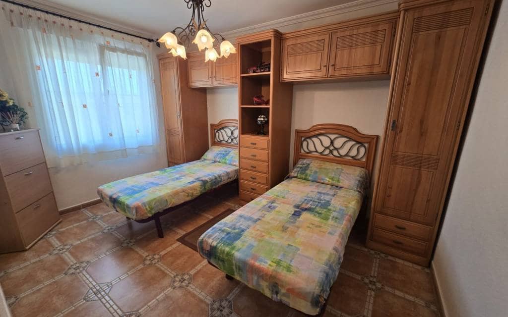 4 sypialnia Finka/Dom wiejski na sprzedaż w Villena z basenem garażem - 395 000 € (Ref: 10175613)