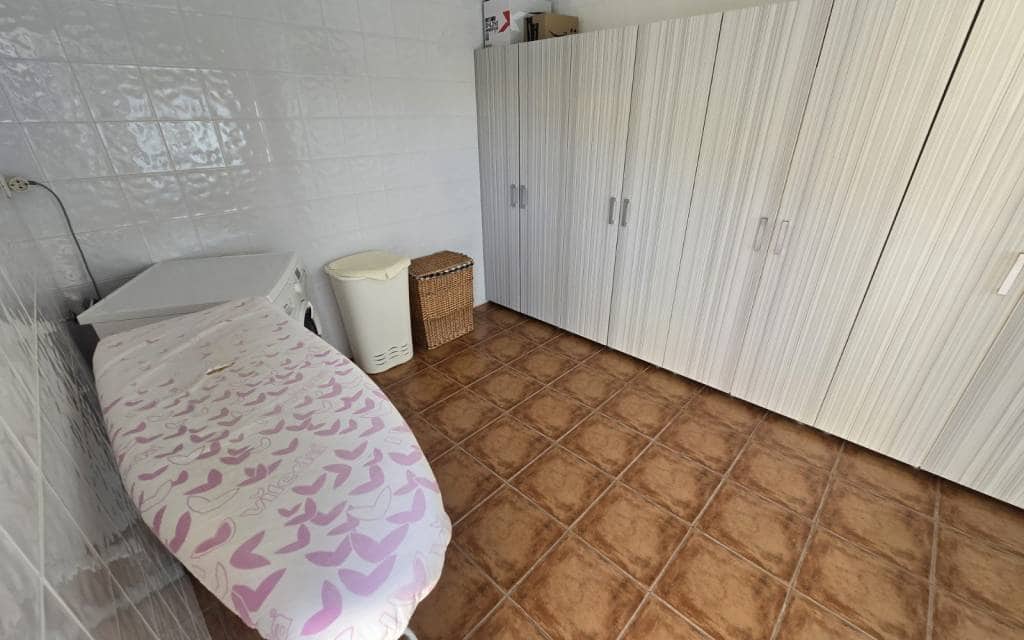4 sypialnia Finka/Dom wiejski na sprzedaż w Villena z basenem garażem - 395 000 € (Ref: 10175613)