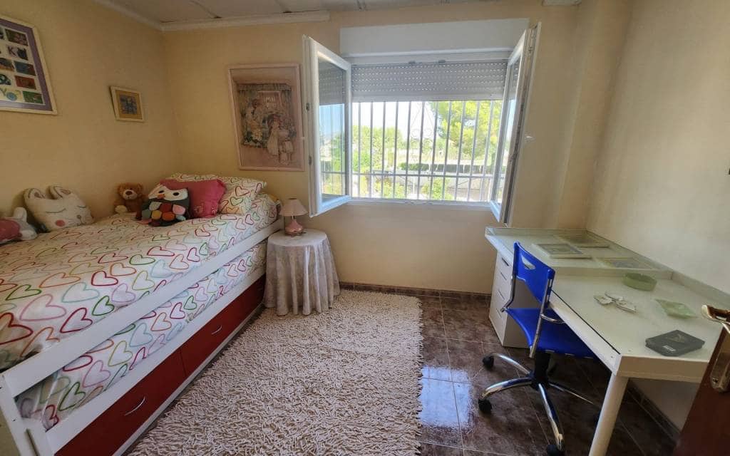 Finca/Casa Rural de 7 habitaciones en Villena en venta con piscina garaje - 290.000 € (Ref: 10175733)