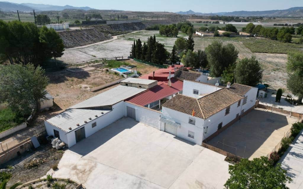 Finca/Casa Rural de 7 habitaciones en Villena en venta con piscina garaje - 290.000 € (Ref: 10175733)