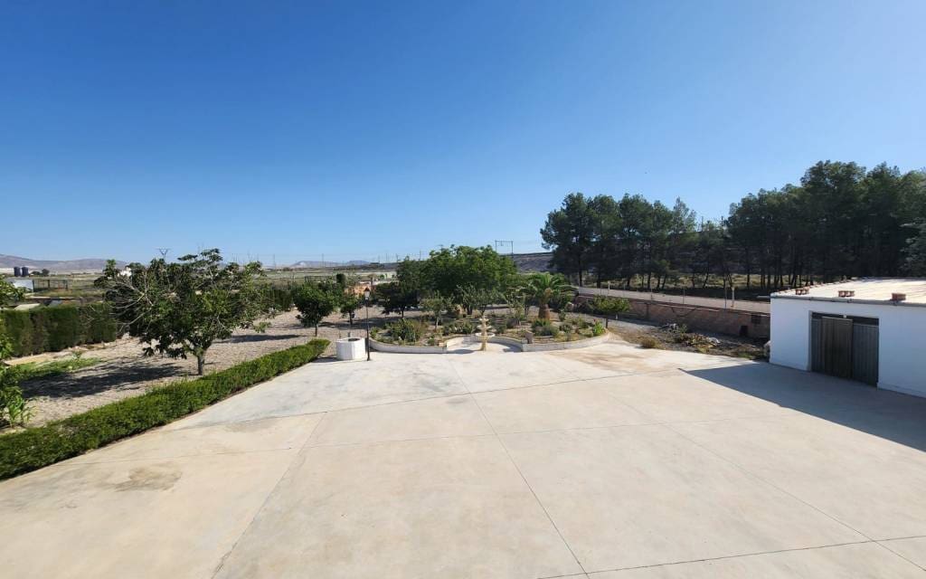 Finca/Casa Rural de 7 habitaciones en Villena en venta con piscina garaje - 290.000 € (Ref: 10175733)