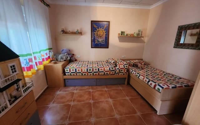 Finca/Casa Rural de 7 habitaciones en Villena en venta con piscina garaje - 290.000 € (Ref: 10175733)