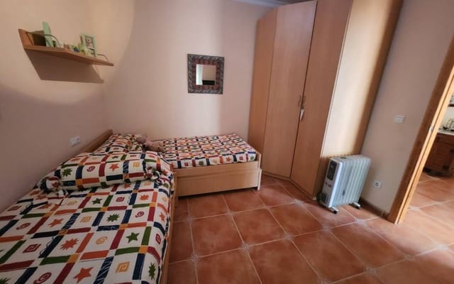 Finca/Casa Rural de 7 habitaciones en Villena en venta con piscina garaje - 290.000 € (Ref: 10175733)