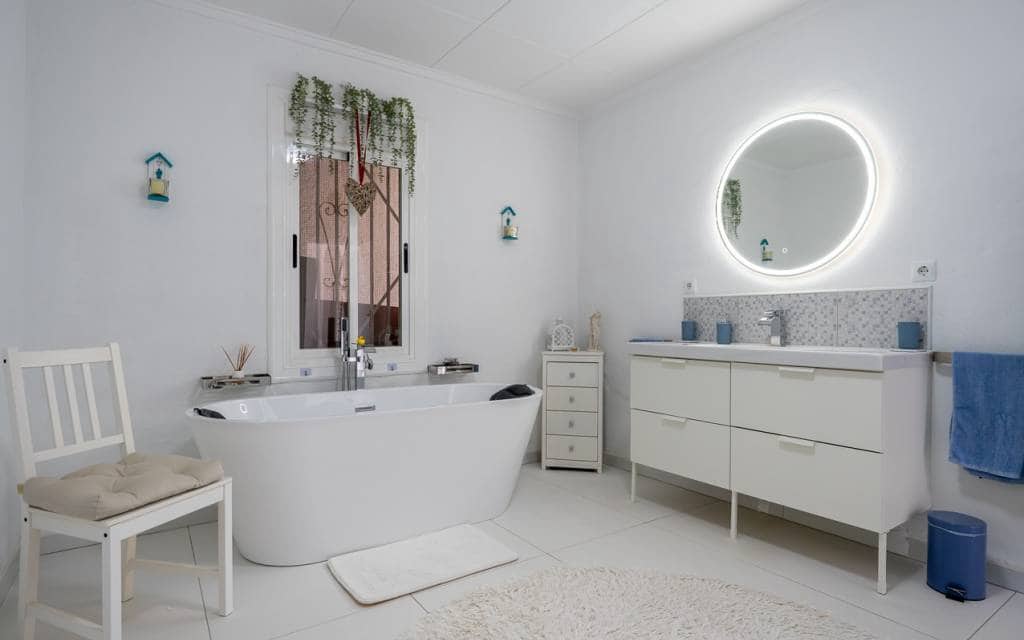 4 soveværelse Villa til salg i Petrel / Petrer med swimmingpool - € 324.950 (Ref: 10179375)