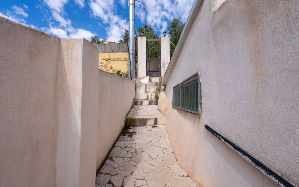 4 soveværelse Villa til salg i Petrel / Petrer med swimmingpool - € 324.950 (Ref: 10179375)