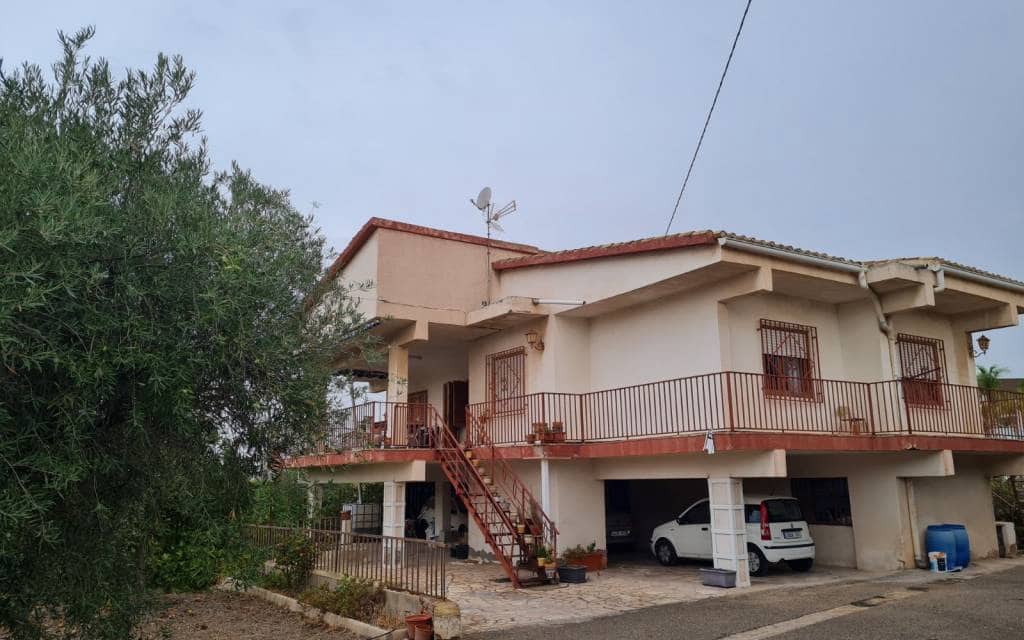 4 camera da letto Villa in vendita in Elda con piscina garage - 350.000 € (Rif: 10180903)