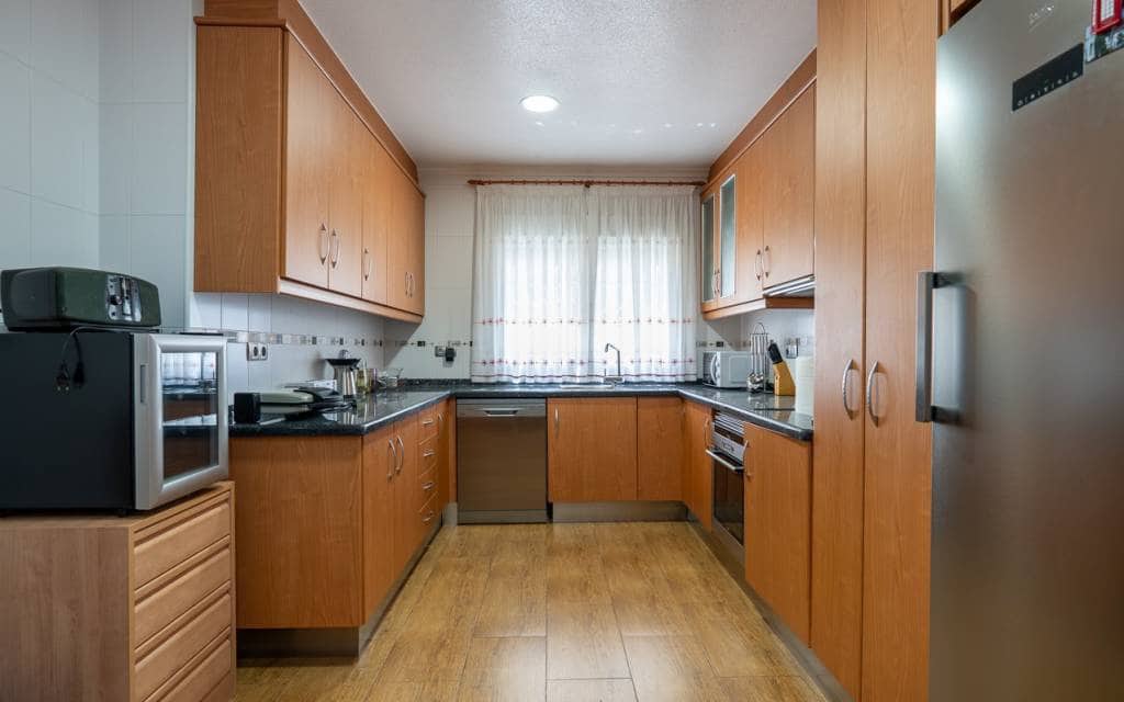 4 soveværelse Villa til salg i Sax med swimmingpool garage - € 425.000 (Ref: 10181631)