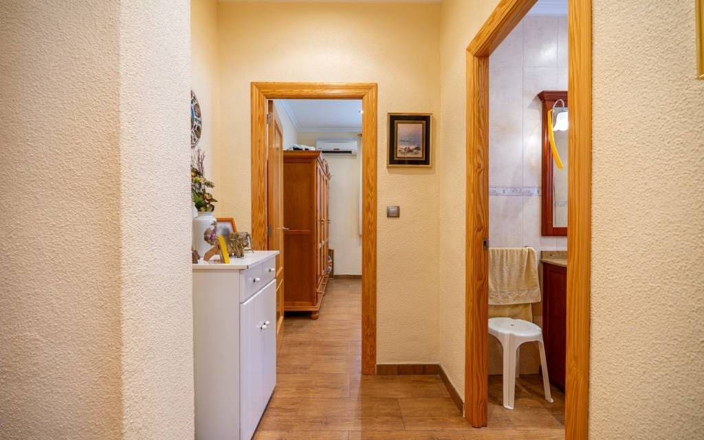 4 soveværelse Villa til salg i Sax med swimmingpool garage - € 425.000 (Ref: 10181631)