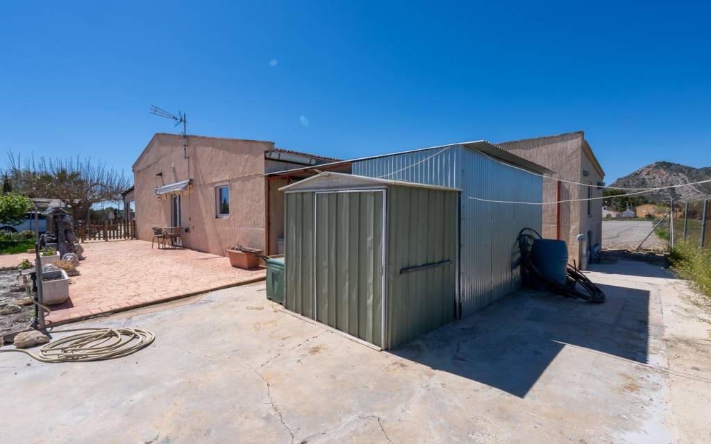 4 soverom Finca/Herregård til salgs i Villena med svømmebasseng garasje - € 199 995 (Ref: 10181632)