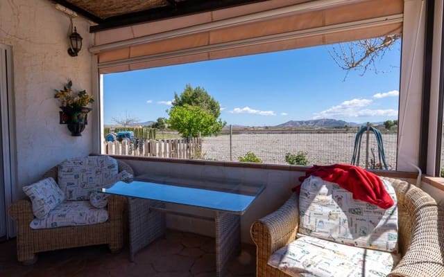 4 soverom Finca/Herregård til salgs i Villena med svømmebasseng garasje - € 199 995 (Ref: 10181632)