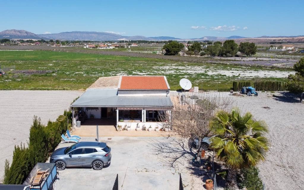 4 soverom Finca/Herregård til salgs i Villena med svømmebasseng garasje - € 199 995 (Ref: 10181632)