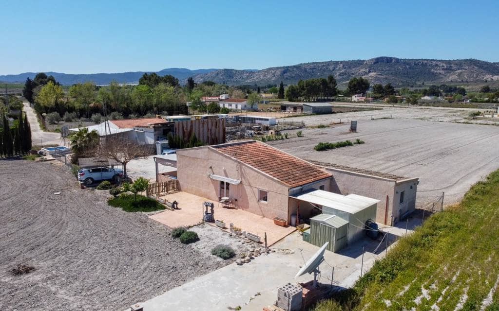 4 soverom Finca/Herregård til salgs i Villena med svømmebasseng garasje - € 199 995 (Ref: 10181632)