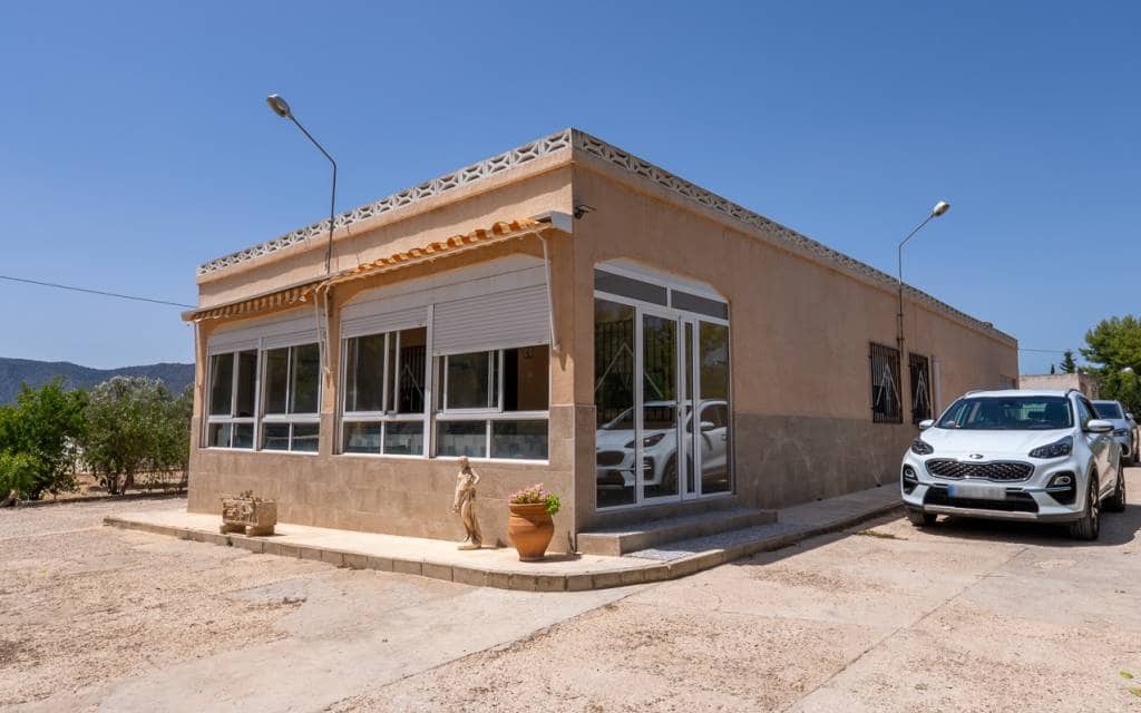 3 slaapkamer Finca/Landhuis te koop in Salinas met zwembad garage - € 299.000 (Ref: 10181633)