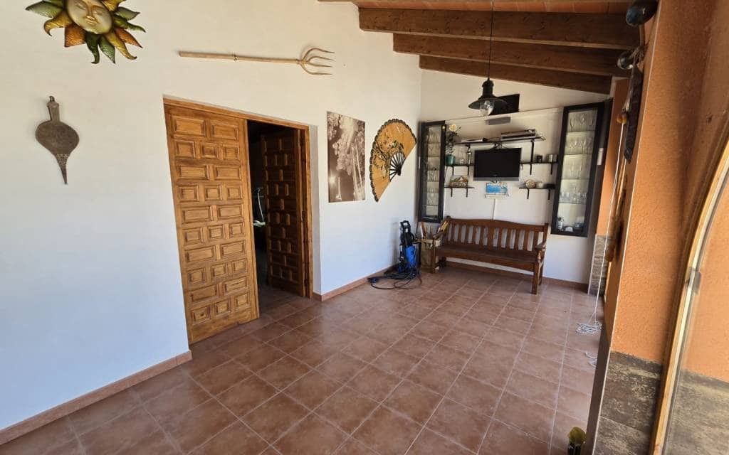 6 slaapkamer Villa te koop in Salinas met zwembad garage - € 595.000 (Ref: 10182088)