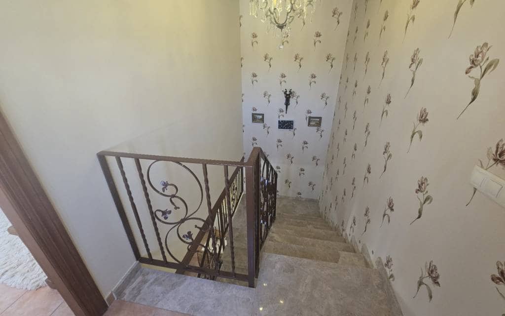 6 slaapkamer Villa te koop in Salinas met zwembad garage - € 595.000 (Ref: 10182088)