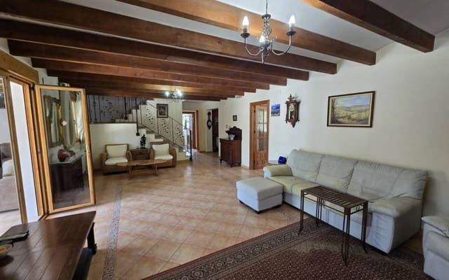 6 slaapkamer Villa te koop in Salinas met zwembad garage - € 595.000 (Ref: 10182088)