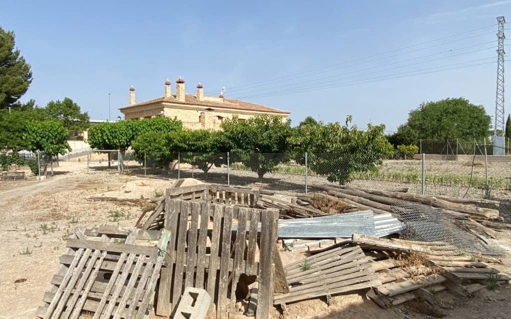 5 bedroom Villa for sale in Villena with pool garage - € 450,000 (Ref: 6919990)