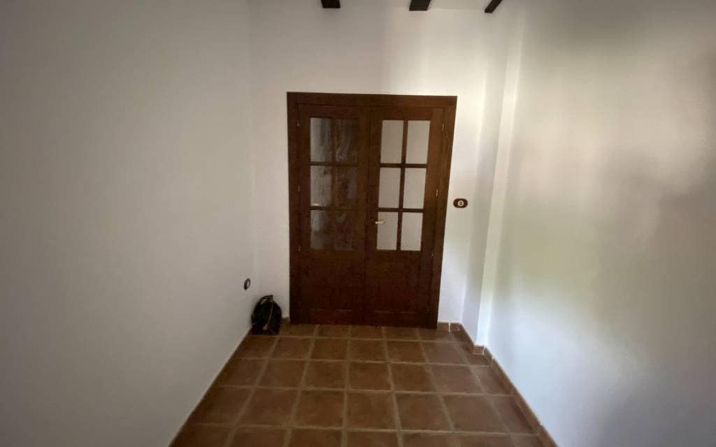 5 bedroom Villa for sale in Villena with pool garage - € 450,000 (Ref: 6919990)