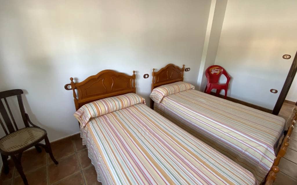 5 bedroom Villa for sale in Villena with pool garage - € 450,000 (Ref: 6919990)