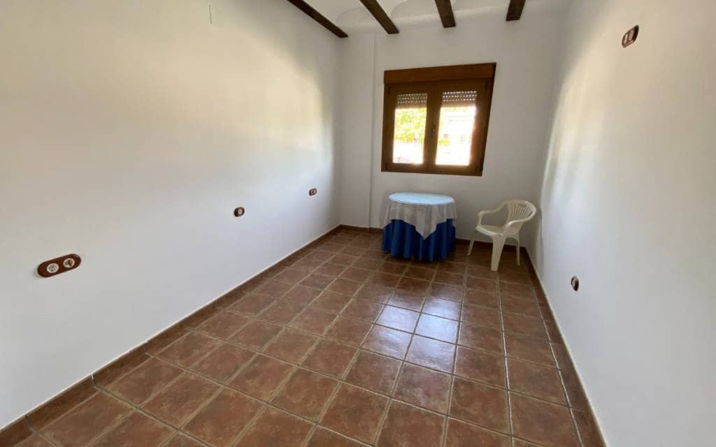 5 bedroom Villa for sale in Villena with pool garage - € 450,000 (Ref: 6919990)