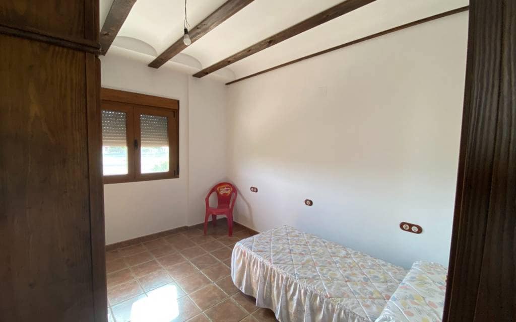 5 bedroom Villa for sale in Villena with pool garage - € 450,000 (Ref: 6919990)