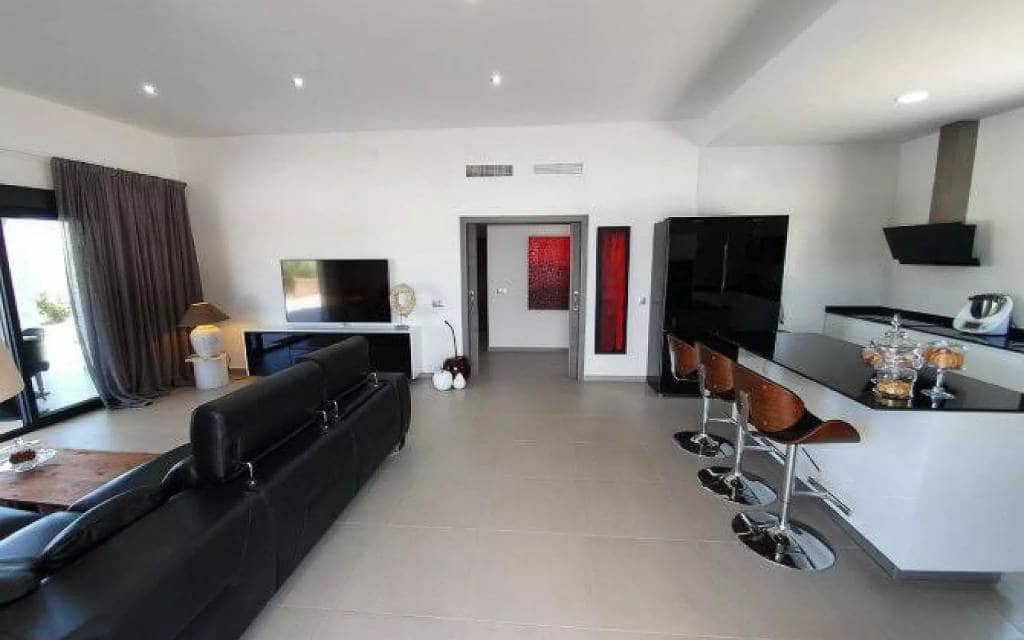 3 soveværelse Villa til salg i Canada de la Lena med swimmingpool garage - € 330.000 (Ref: 6940753)