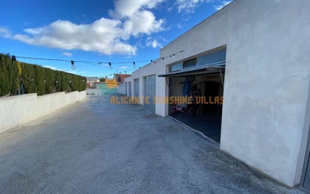 4 camera da letto Casa in vendita in Salinas con piscina garage - 190.000 € (Rif: 7407271)