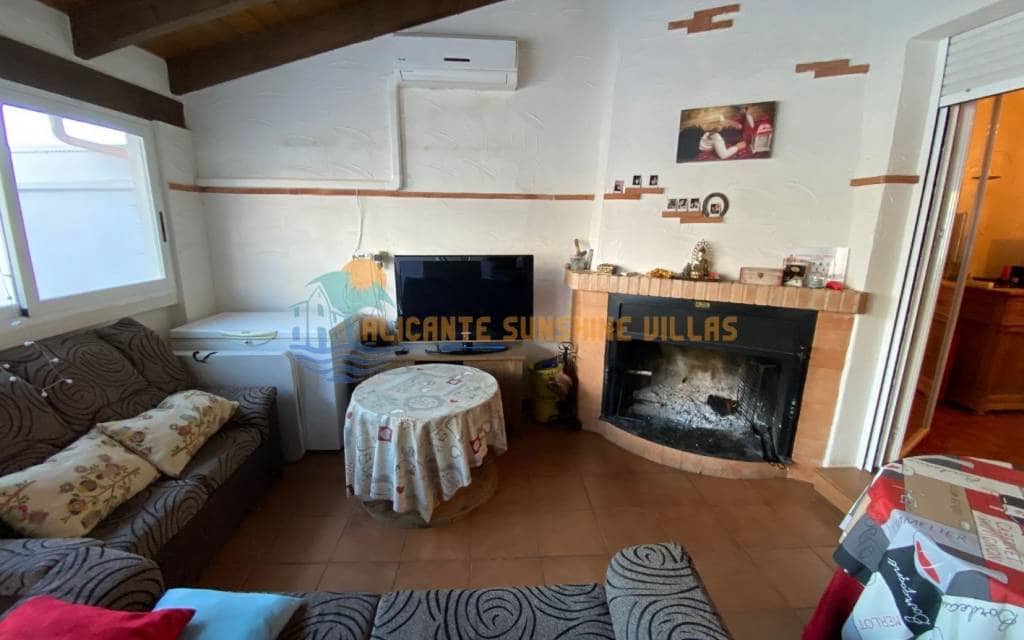 4 soveværelse Byhus til salg i Salinas med swimmingpool garage - € 190.000 (Ref: 7407271)