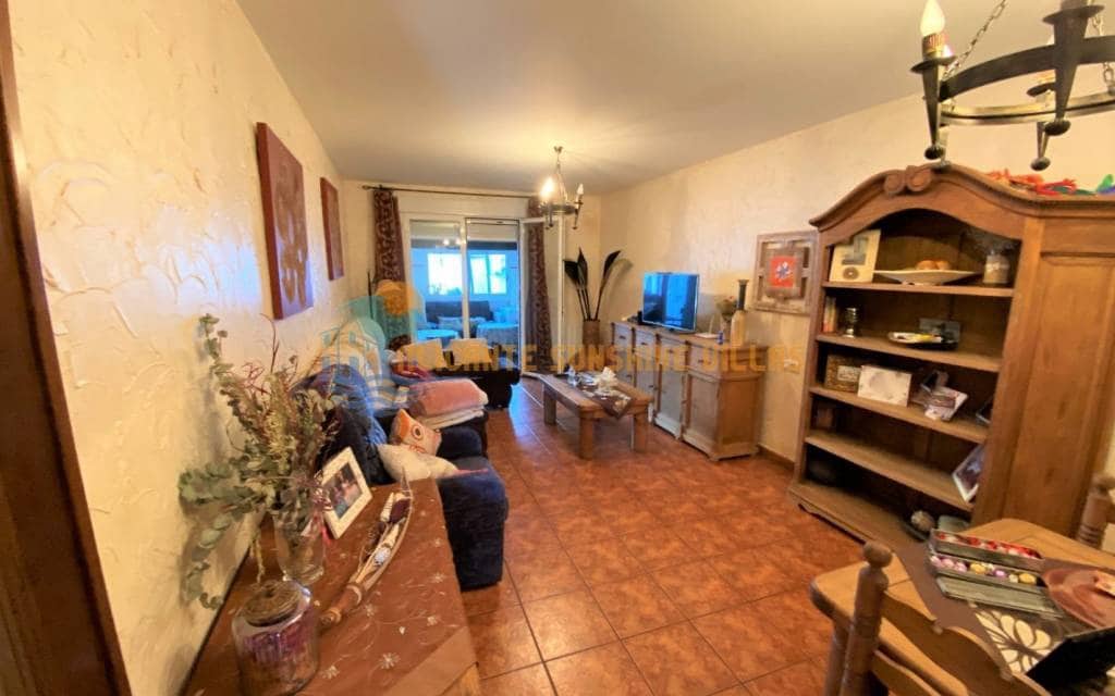 4 soveværelse Byhus til salg i Salinas med swimmingpool garage - € 190.000 (Ref: 7407271)