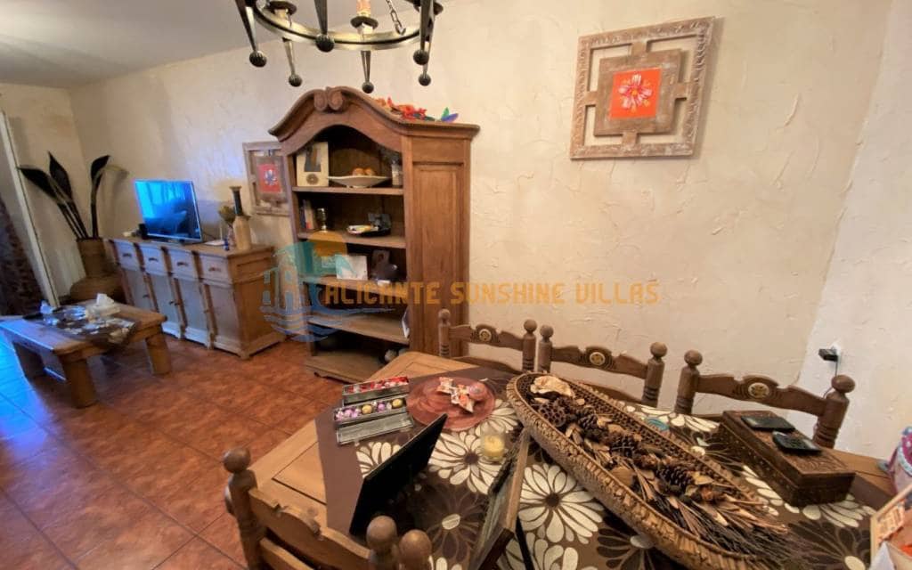 4 soveværelse Byhus til salg i Salinas med swimmingpool garage - € 190.000 (Ref: 7407271)