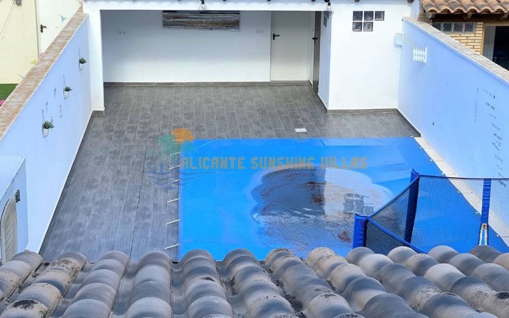 4 soveværelse Byhus til salg i Salinas med swimmingpool garage - € 190.000 (Ref: 7407271)