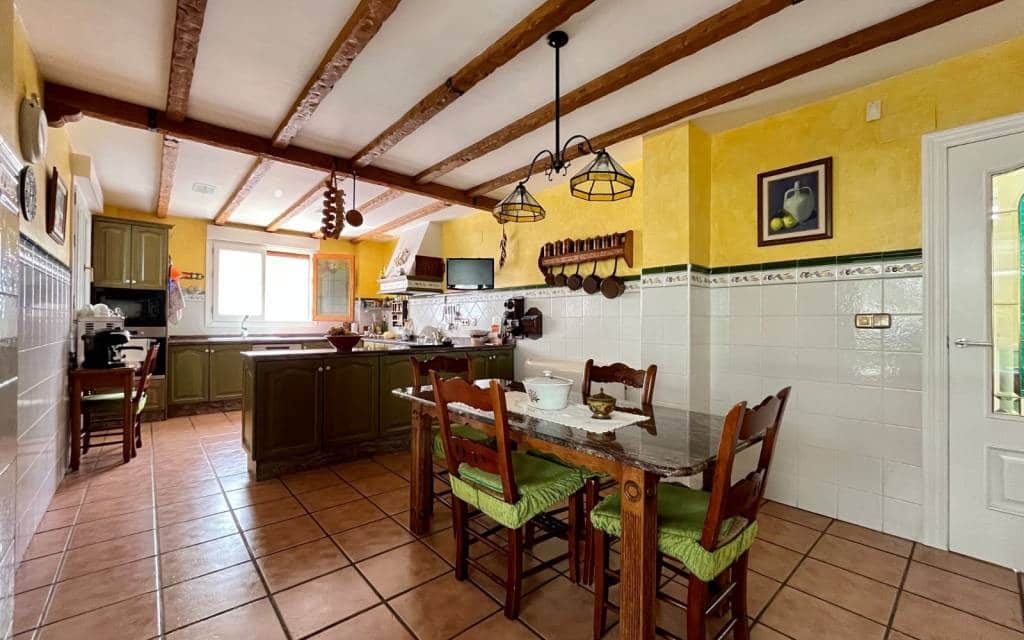 4 sovrum Hus till salu i Sax med pool garage - 415 000 € (Ref: 7414487)