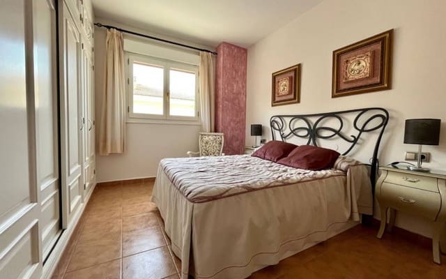 4 bedroom Townhouse for sale in Sax with pool garage - € 415,000 (Ref: 7414487)