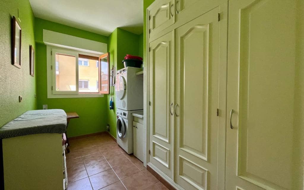 4 sovrum Hus till salu i Sax med pool garage - 415 000 € (Ref: 7414487)