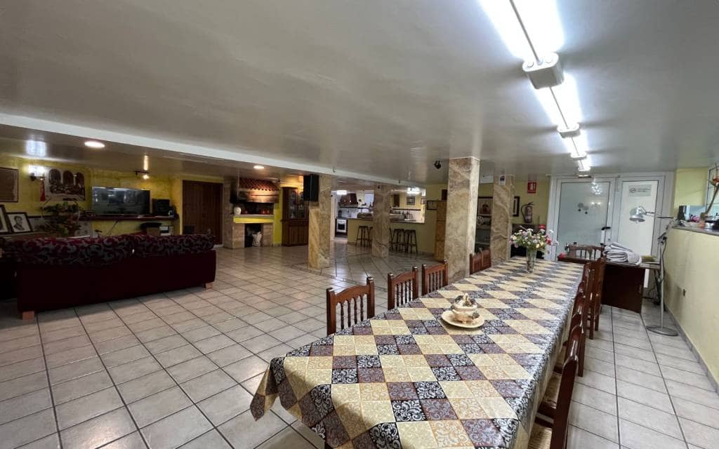 4 sovrum Hus till salu i Sax med pool garage - 415 000 € (Ref: 7414487)