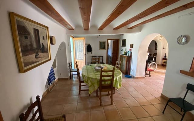 5 soveværelse Finca/Landehus til salg i Salinas - € 199.995 (Ref: 7529583)