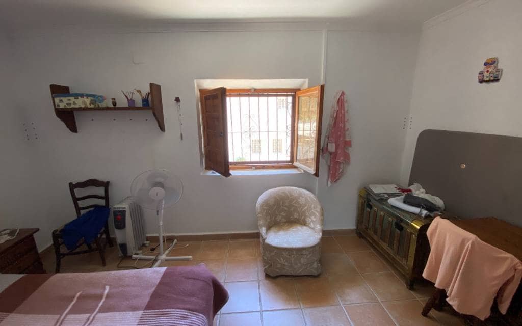 5 soveværelse Finca/Landehus til salg i Salinas - € 199.995 (Ref: 7529583)