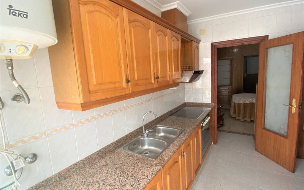 Casa de 4 habitaciones en Sax en venta - 146.000 € (Ref: 7565347)