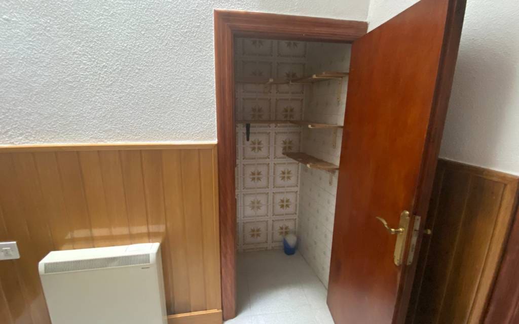 Casa de 4 habitaciones en Sax en venta - 146.000 € (Ref: 7565347)
