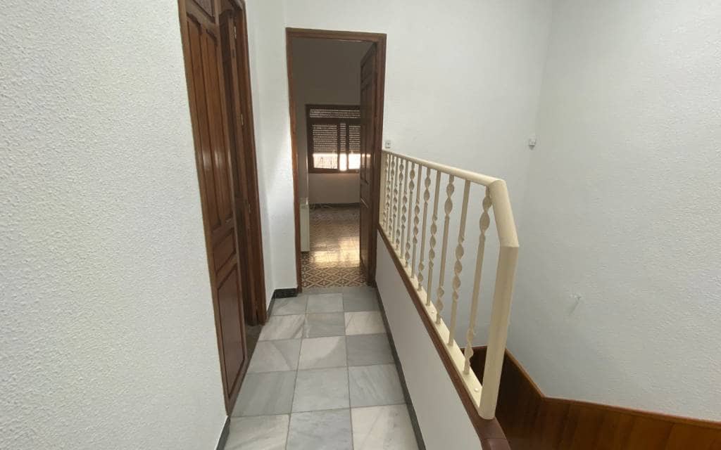 Casa de 4 habitaciones en Sax en venta - 146.000 € (Ref: 7565347)