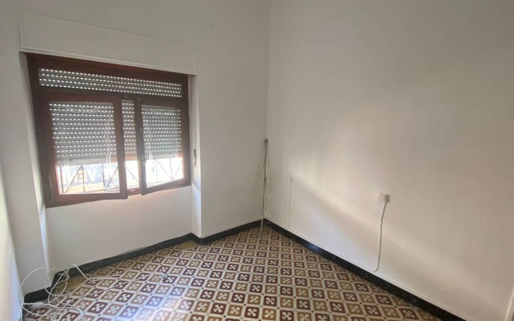 Casa de 4 habitaciones en Sax en venta - 146.000 € (Ref: 7565347)