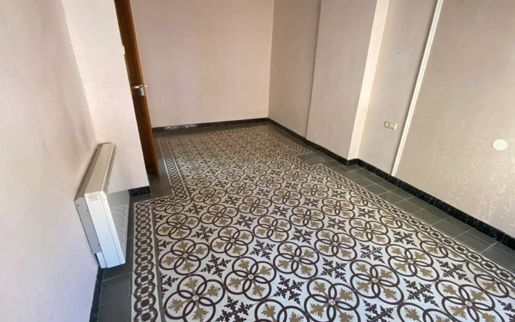 Casa de 4 habitaciones en Sax en venta - 146.000 € (Ref: 7565347)