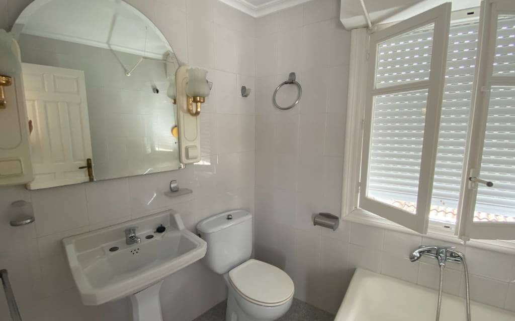 Casa de 4 habitaciones en Sax en venta - 146.000 € (Ref: 7565347)